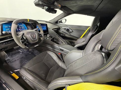 Used 2024 Chevrolet Corvette Z06 w/ Stealth Interior Trim Package RWD image 4