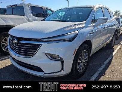 Certified 2024 Buick Enclave Essence