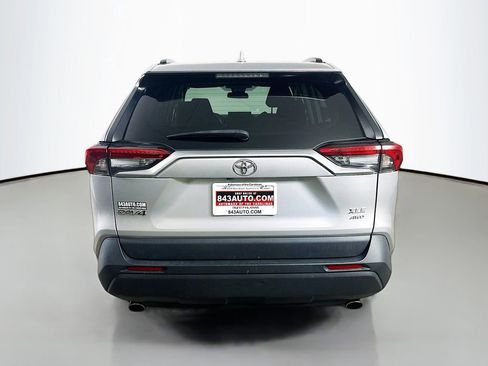 Used 2022 Toyota RAV4 XLE image 6