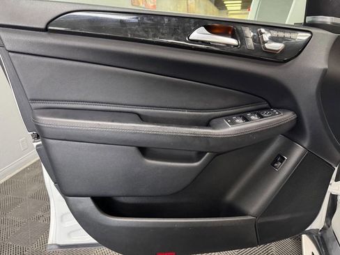 Used 2017 Mercedes-Benz GLE 350 4MATIC image 41