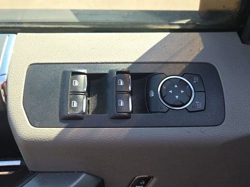Used 2015 Ford F150 XLT w/ Equipment Group 301A Mid AWD/4WD image 17