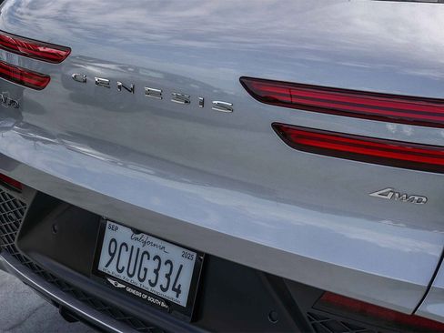 Used 2023 Genesis GV70 2.5T w/ Sport Prestige Package image 7