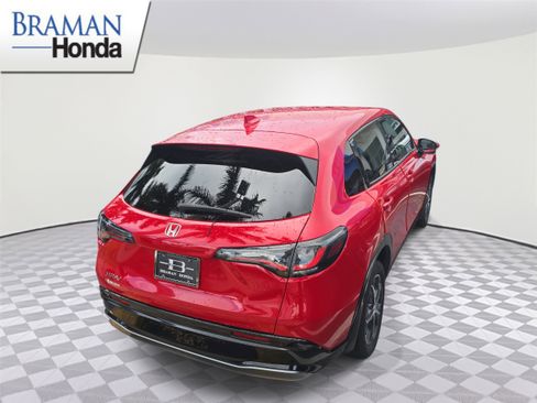 Certified 2023 Honda HR-V EX-L image 3