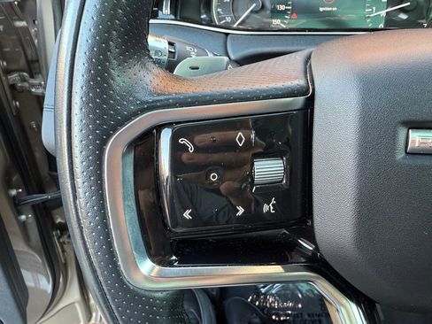 Used 2021 Land Rover Range Rover Evoque R-Dynamic S image 25