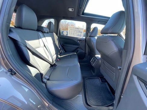 New 2025 Subaru Forester Limited image 22