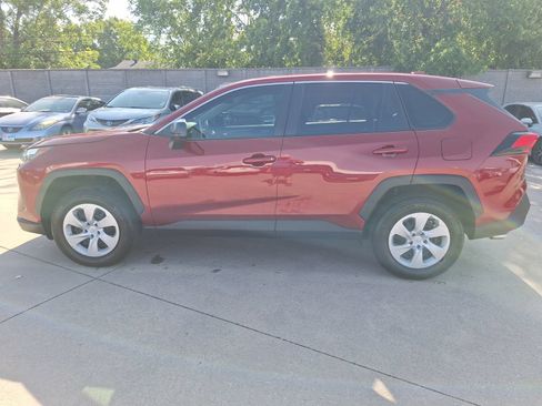Used 2025 Toyota RAV4 LE FWD image 3