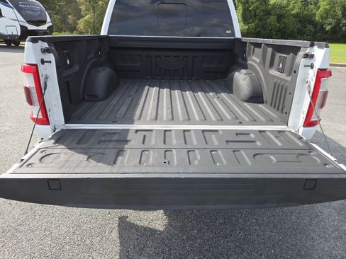 Used 2022 Ford F150 Lariat w/ FX4 Off-Road Package AWD/4WD image 21