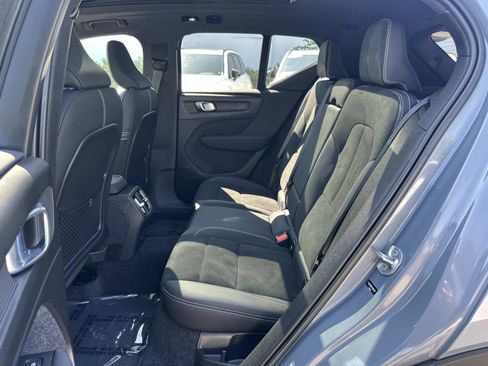 Certified 2023 Volvo XC40 Recharge Ultimate w/ Protection Package Premier image 21