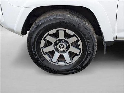 Used 2018 Toyota 4Runner TRD Off Road image 23