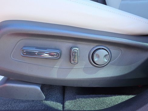Certified 2026 Honda CR-V EX-L image 15