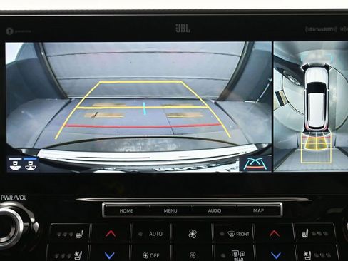 Used 2020 Toyota Highlander Platinum image 22