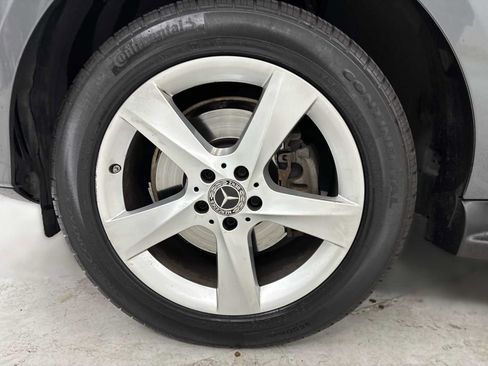 Used 2018 Mercedes-Benz GLE 350 4MATIC image 19