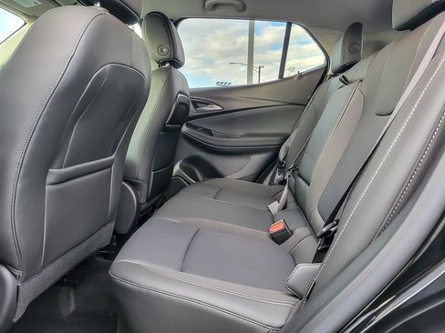 Used 2023 Buick Encore GX Select w/ Sport Touring Package image 9