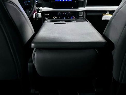 Used 2025 Ford F250 XL AWD/4WD image 26