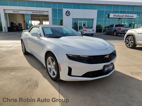 Used 2023 Chevrolet Camaro LT RWD image 1