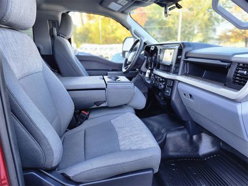 Used 2024 Ford F250 XLT image 12