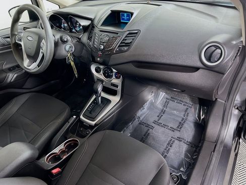 Used 2017 Ford Fiesta SE image 25