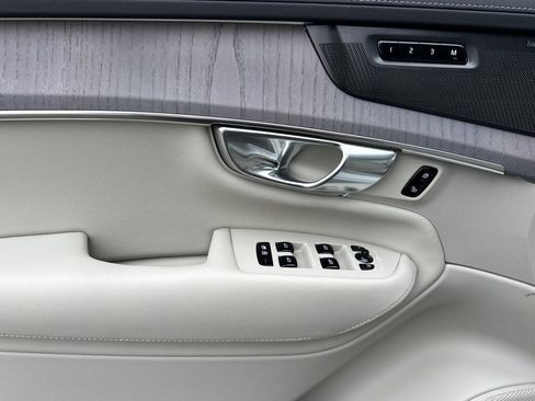 New 2026 Volvo XC90 B6 Ultra w/ Lounge Package AWD/4WD image 10