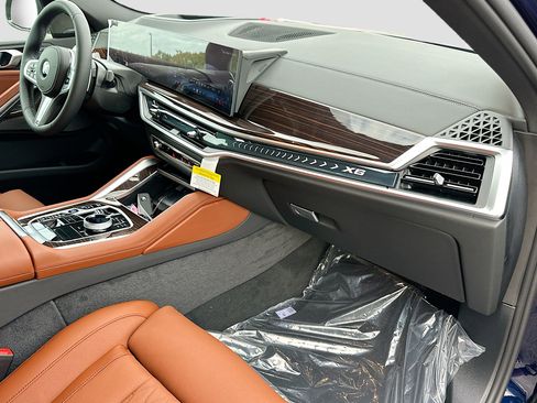 New 2026 BMW X6 xDrive40i w/ Executive Package image 24