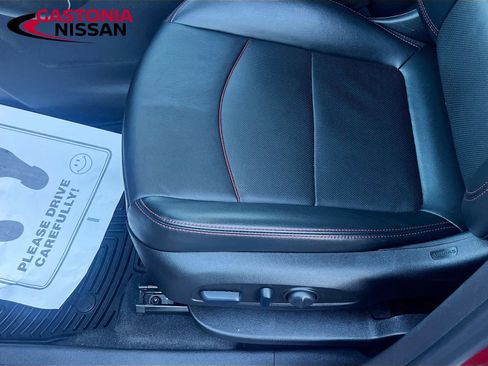 Used 2023 Chevrolet Equinox RS w/ RS Leather Package image 25