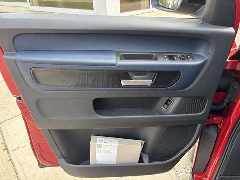 New 2025 Volkswagen ID. Buzz Pro S image 11