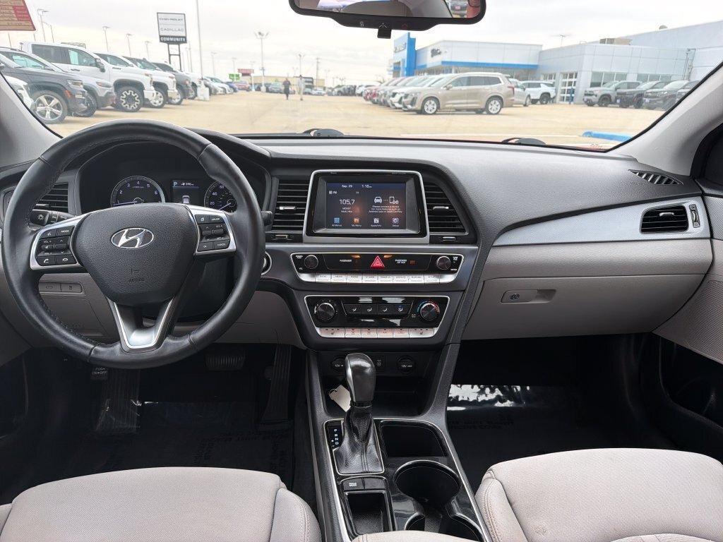 Used 2018 Hyundai Sonata SEL FWD image 12