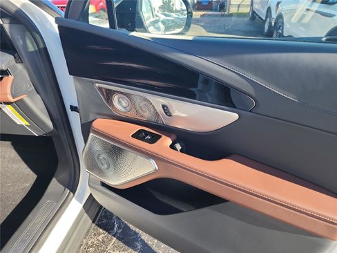 New 2026 Lincoln Nautilus Reserve image 25