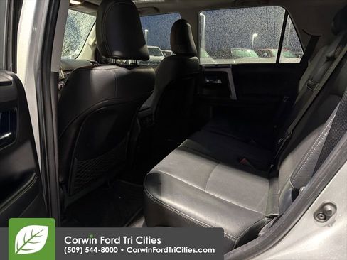 Used 2015 Toyota 4Runner 4WD image 6