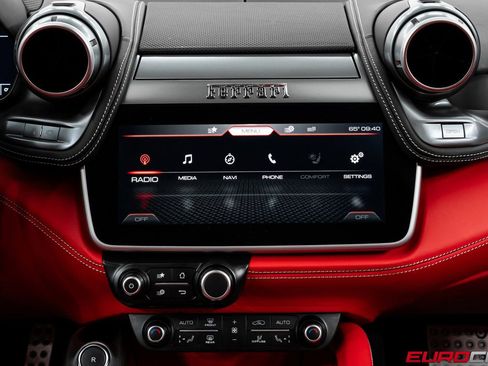 Used 2020 Ferrari GTC4Lusso image 30
