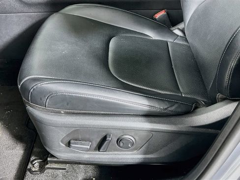 Certified 2025 Kia Sportage EX w/ Premium Package FWD image 12