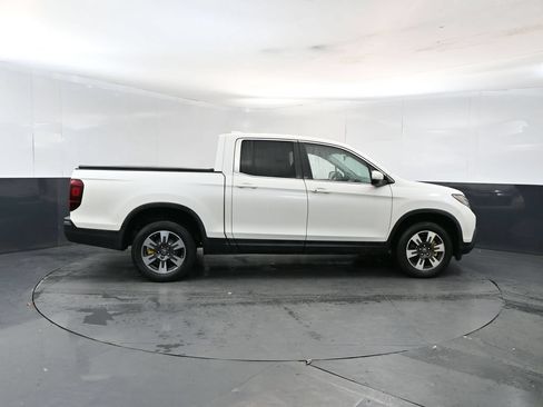 Used 2017 Honda Ridgeline RTL image 6
