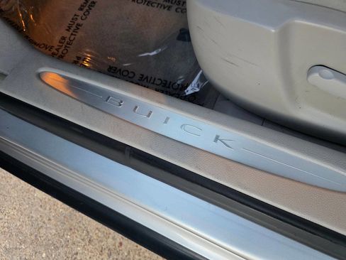 Used 2008 Buick Lucerne CXL w/ Luxury Package image 24