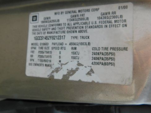 Used 2000 Chevrolet S10 Pickup LS w/ Preferred Equipment Group RWD image 29