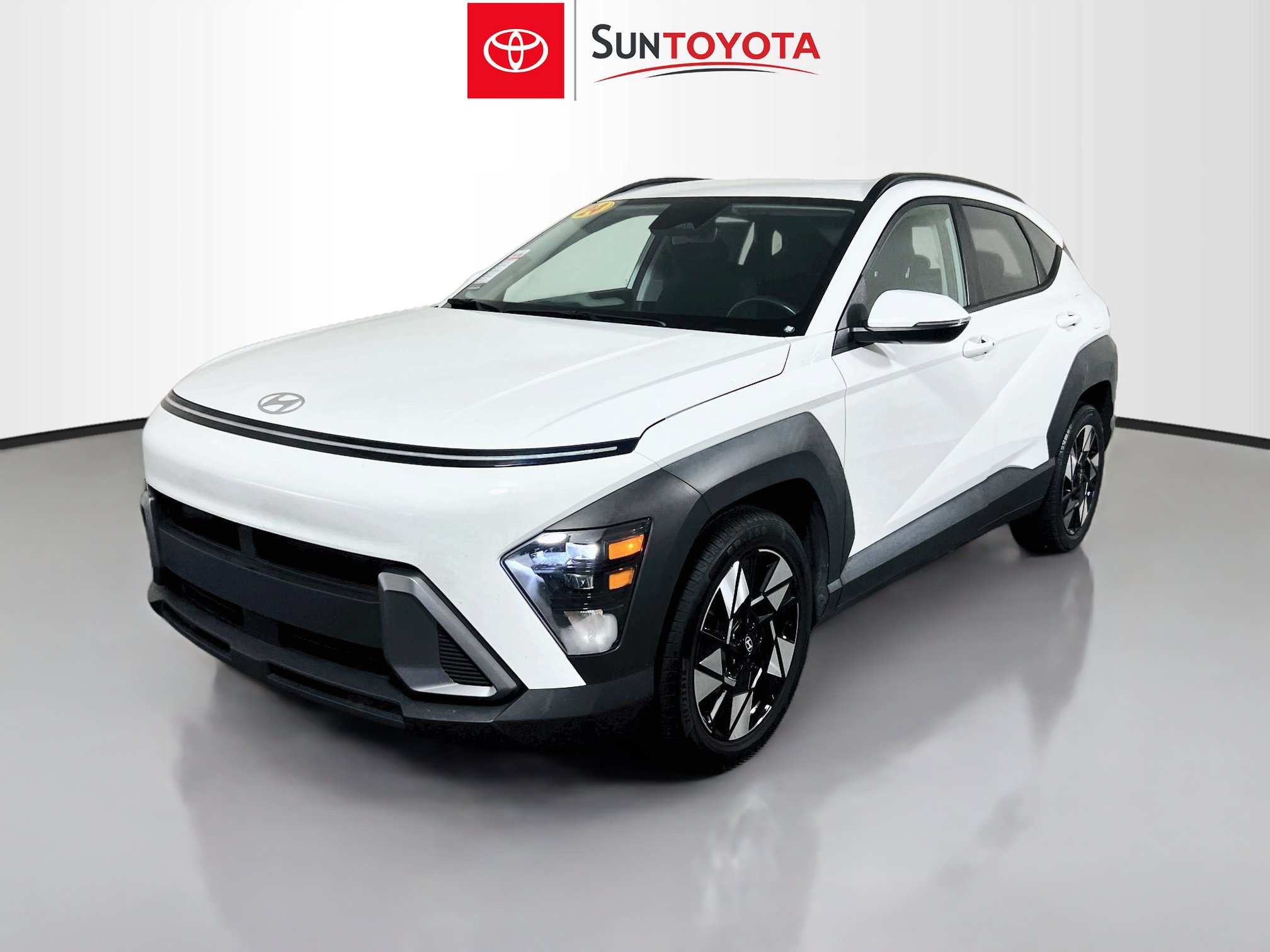 Used 2024 Hyundai Kona SEL FWD image 9