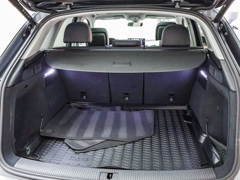 Used 2024 Audi Q5 2.0T Premium w/ Convenience Package image 28