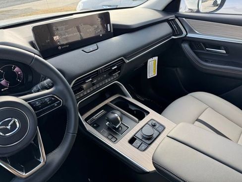 New 2026 MAZDA CX-90 Plug-In Hybrid w/ Preferred AWD/4WD image 16