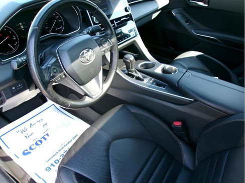 Used 2020 Toyota Avalon Touring w/ All Weather Liner Package FWD image 12