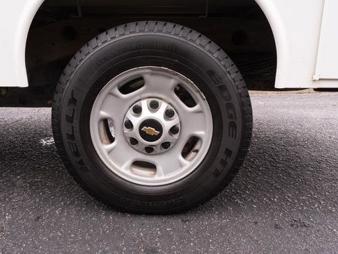 Used 2022 Chevrolet Silverado 1500 ZR2 w/ Technology Package image 36