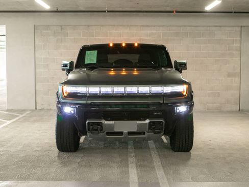 Used 2024 GMC Hummer EV 3X AWD/4WD image 10
