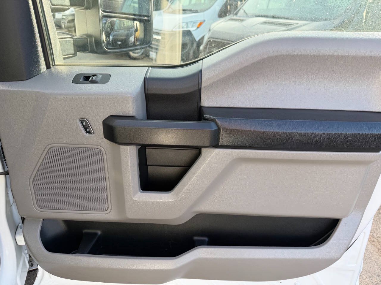 Used 2019 Ford F350 XL w/ Power Equipment Group RWD image 21