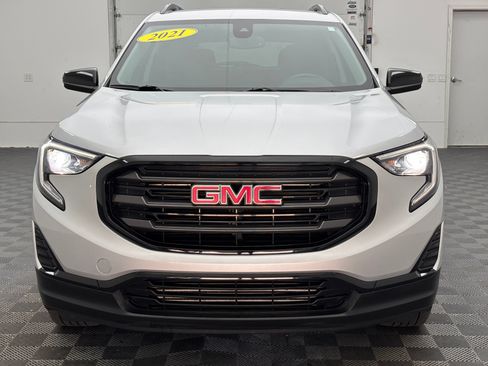 Used 2021 GMC Terrain SLE w/ Driver Convenience Package AWD/4WD image 12