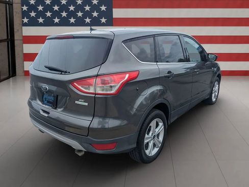 Used 2016 Ford Escape SE FWD image 5