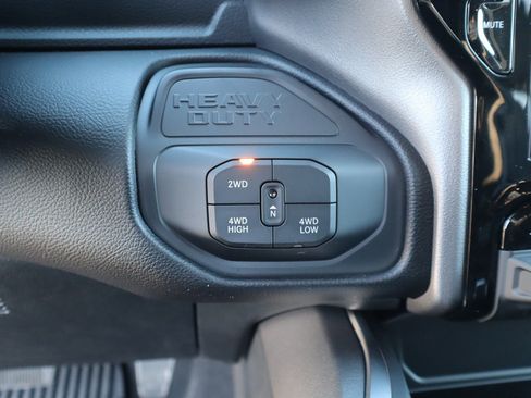 New 2026 RAM 2500 Big Horn AWD/4WD image 9