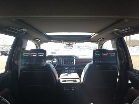 Used 2024 GMC Yukon XL Denali Ultimate image 38