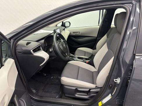 Used 2023 Toyota Corolla LE FWD image 9