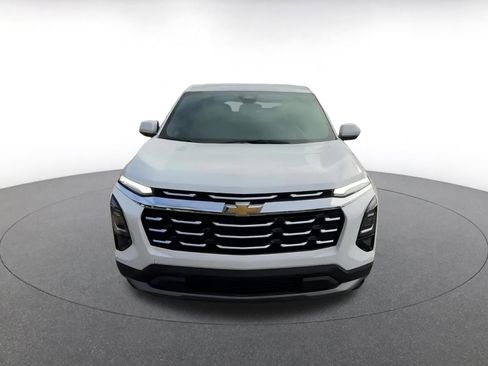 Used 2025 Chevrolet Equinox LT image 4