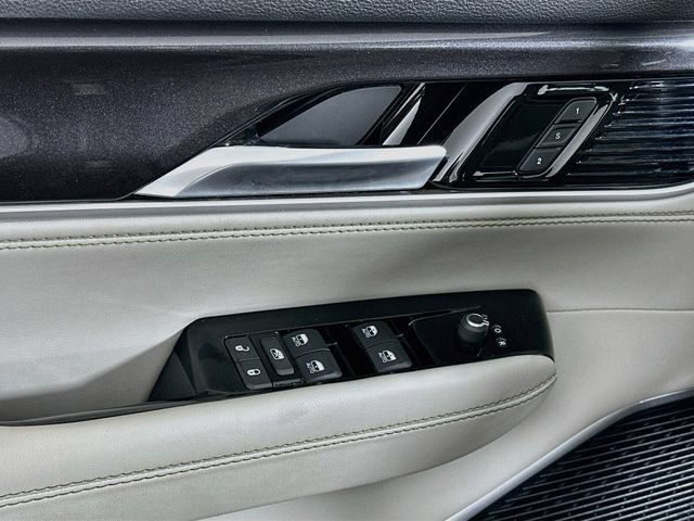 Used 2022 Jeep Wagoneer Series I w/ Convenience Group I AWD/4WD image 10