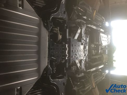 Used 2019 Nissan Titan PRO-4X w/ Pro-4x Convenience Package AWD/4WD image 17