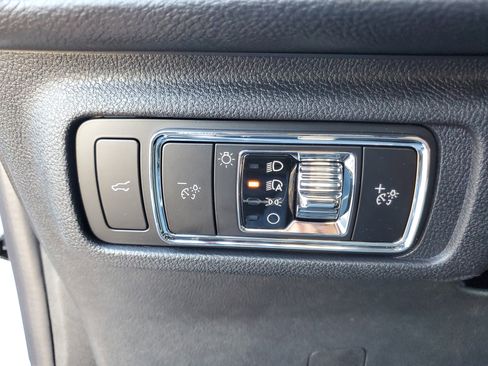 New 2026 Lincoln Corsair Premiere image 14