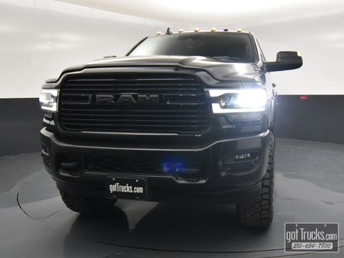 Used 2020 RAM 2500 Laramie w/ Night Edition image 52